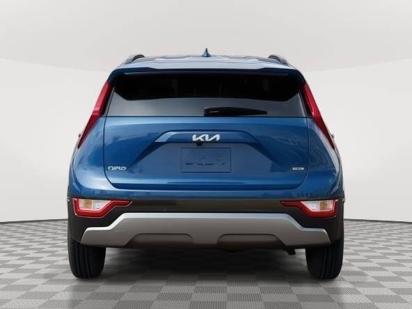 2025 Kia Niro SX