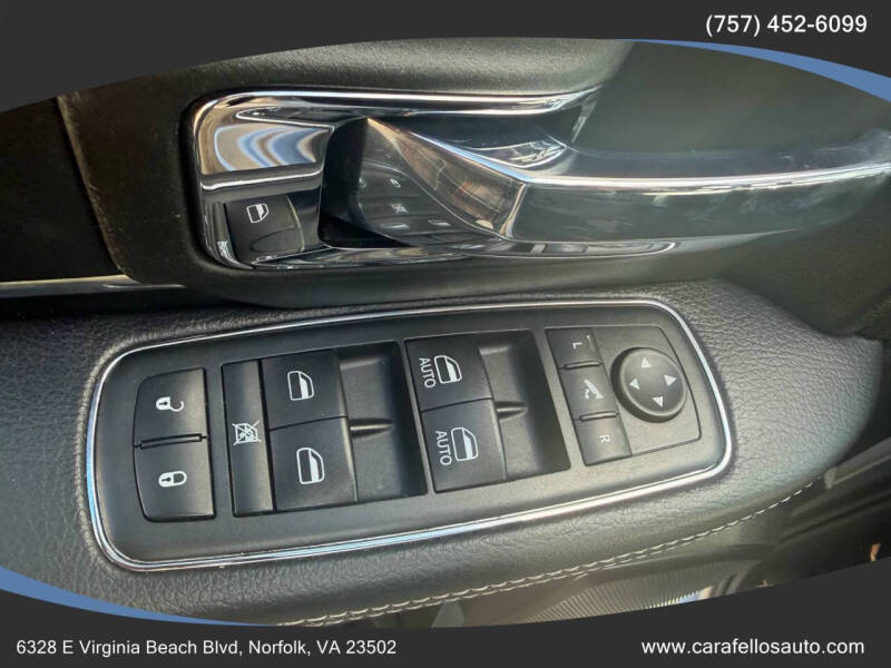 2019 RAM 1500 Classic Laramie