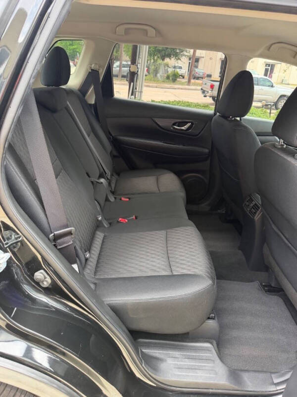 2018 Nissan Rogue S