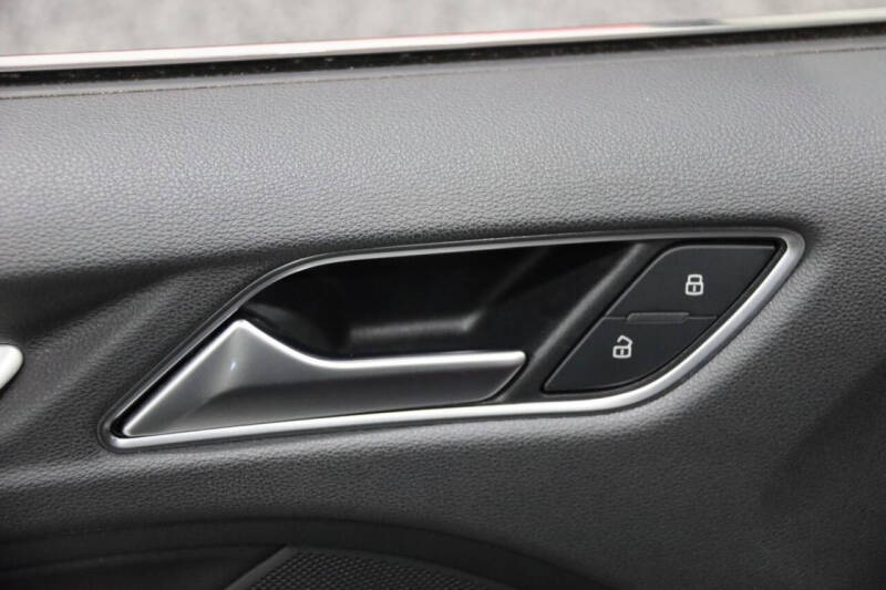 2015 Audi S3 2.0T quattro Prestige