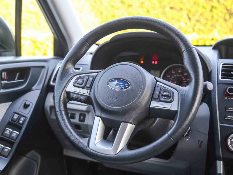 2017 Subaru Forester 2.5i