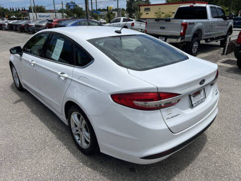 2018 Ford Fusion SE