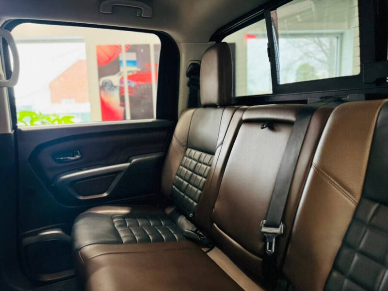 2016 Nissan Titan XD Platinum Reserve