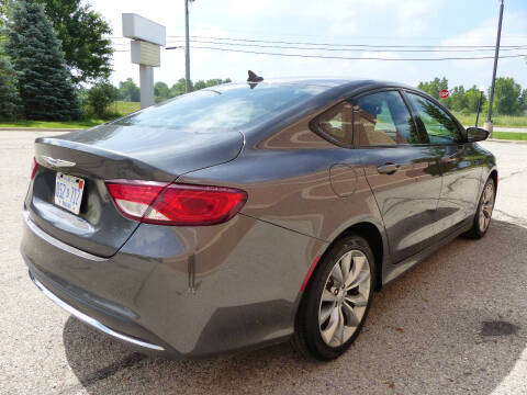 2015 Chrysler 200 S