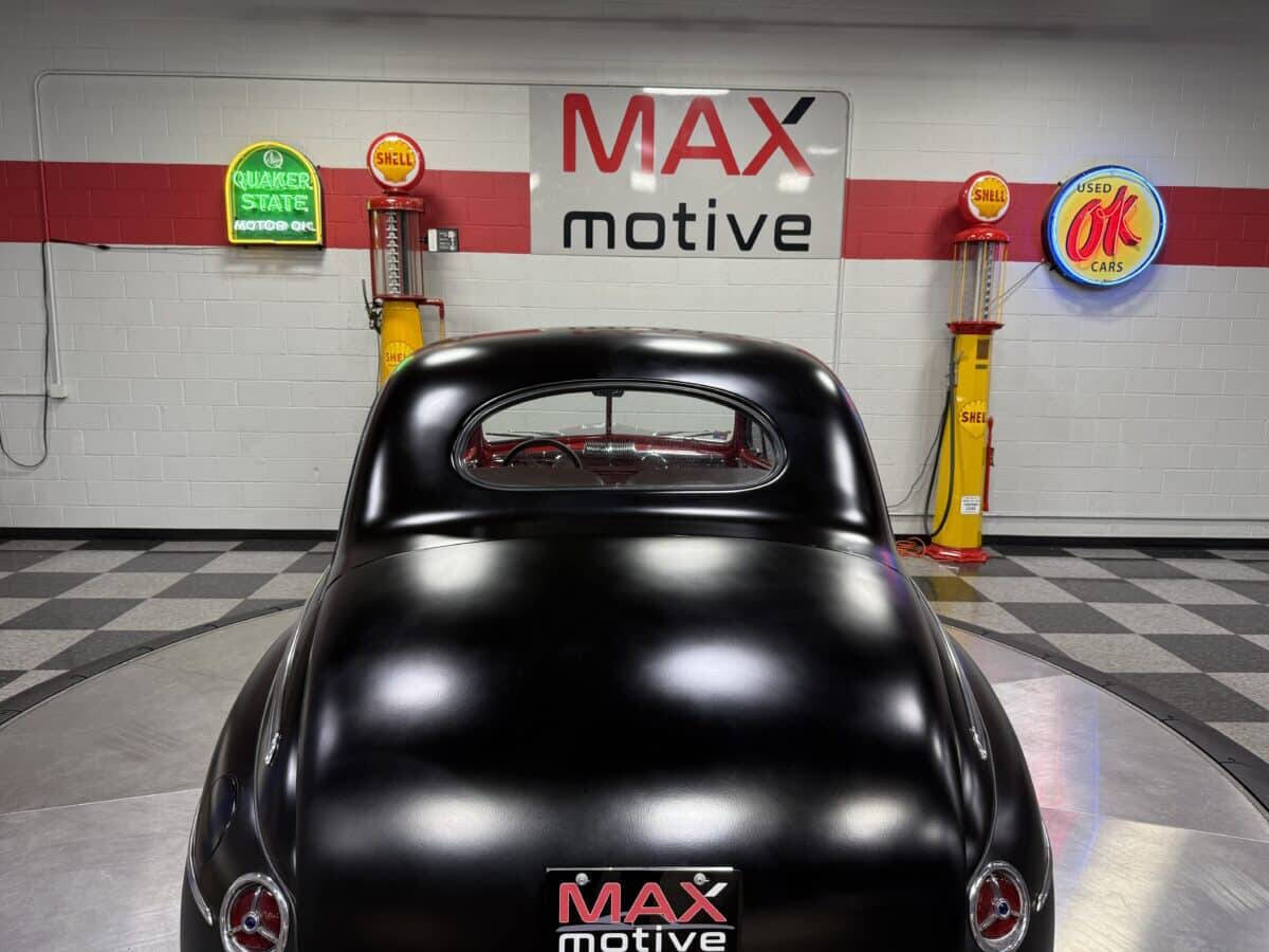 1946 Ford Coupe 25