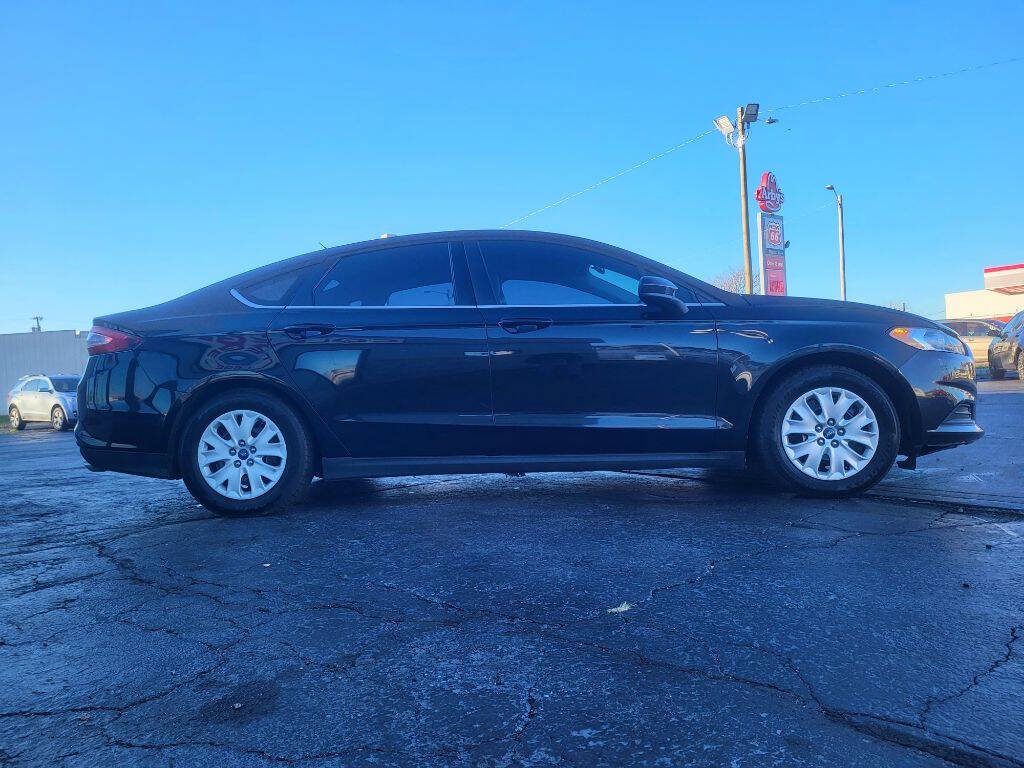 2013 Ford Fusion for sale at COLLEGE MOTORS LLC in South Bend, IN