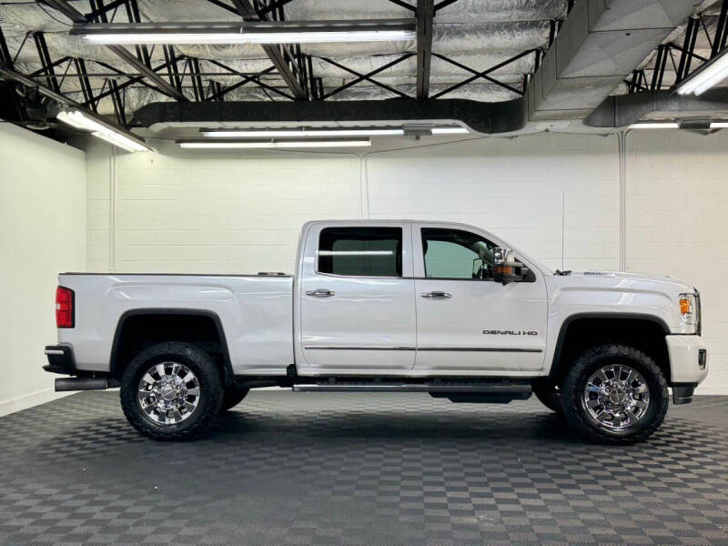 2018 GMC Sierra 2500HD Denali