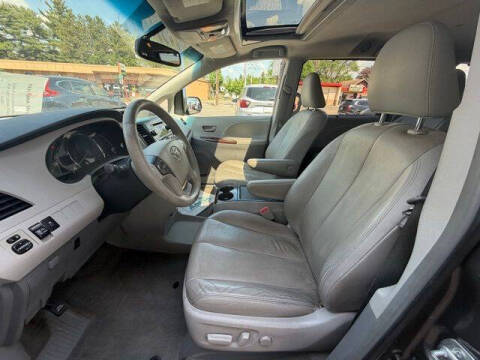 2013 Toyota Sienna