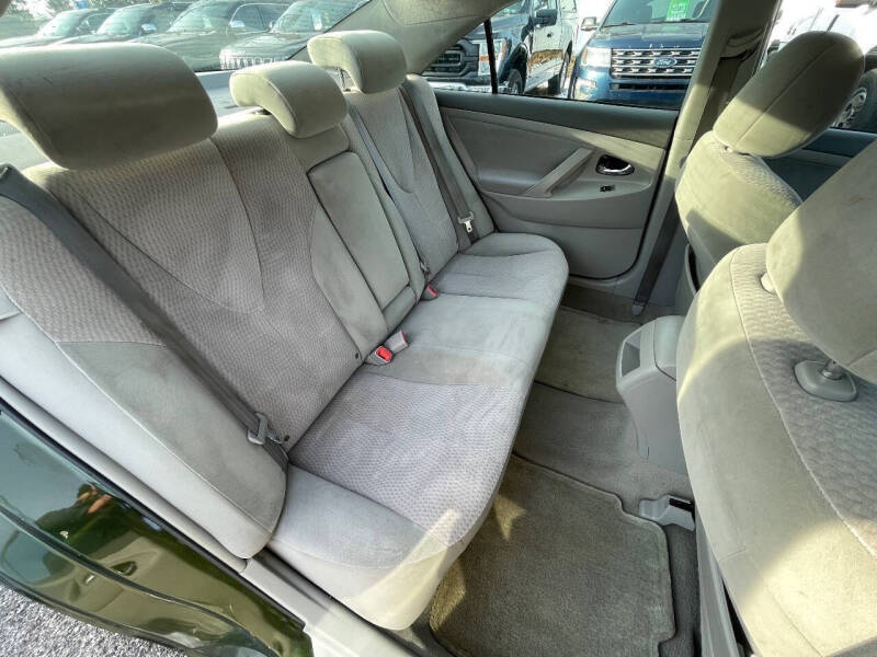 2010 Toyota Camry LE