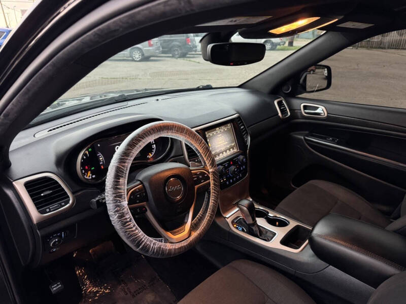 2017 Jeep Grand Cherokee Laredo