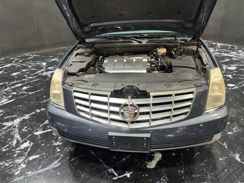 2011 Cadillac DTS Pro Coachbuilder Limo