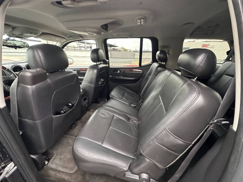 2005 GMC Envoy XL Denali