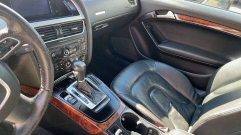 2010 Audi A5 2.0T quattro Premium