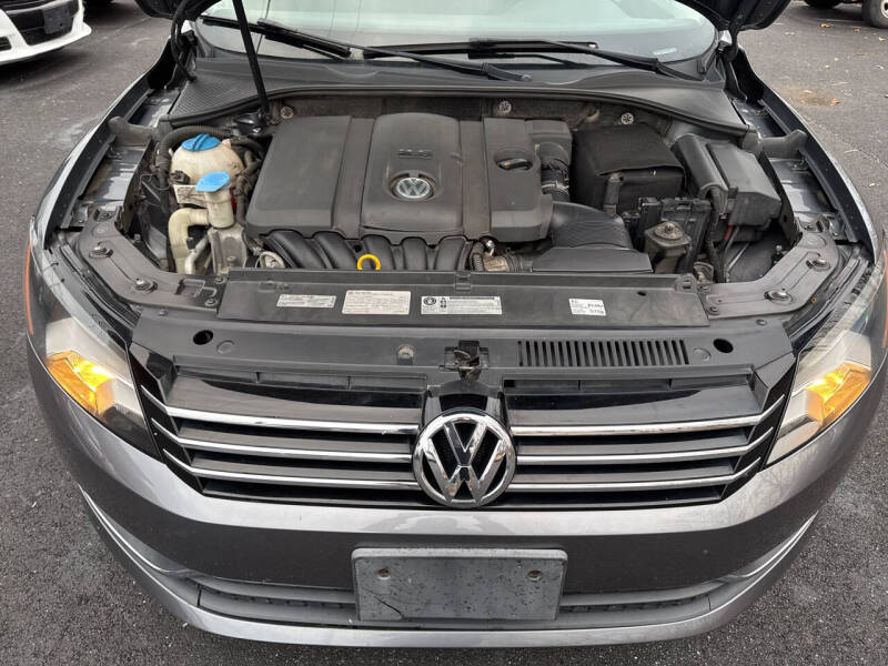 2014 Volkswagen Passat SE photo 83