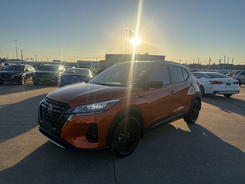 2023 Nissan Kicks SR