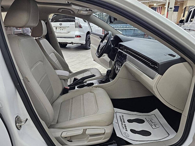 2021 Volkswagen Passat SE