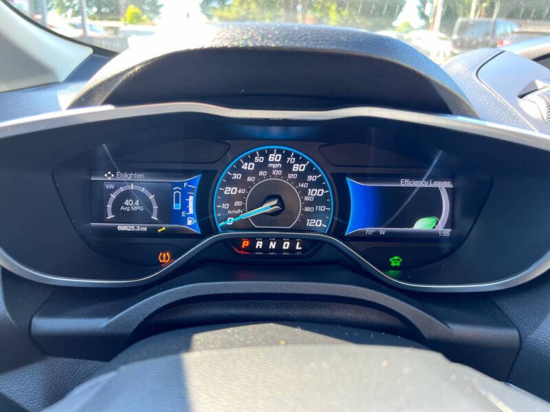 2013 Ford C-MAX Hybrid SE