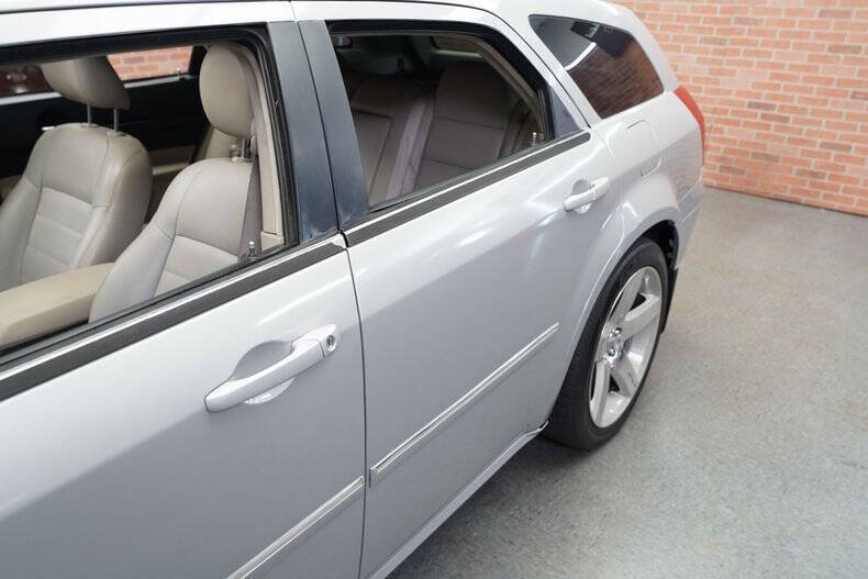 2005 Dodge Magnum RT