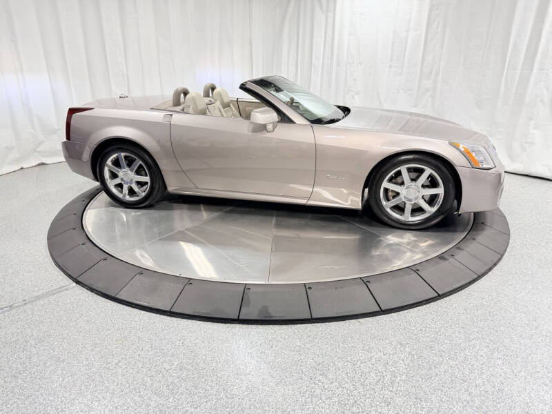 2005 Cadillac XLR