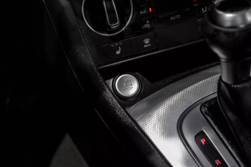 2016 Audi Q3 2.0T quattro Premium Plus