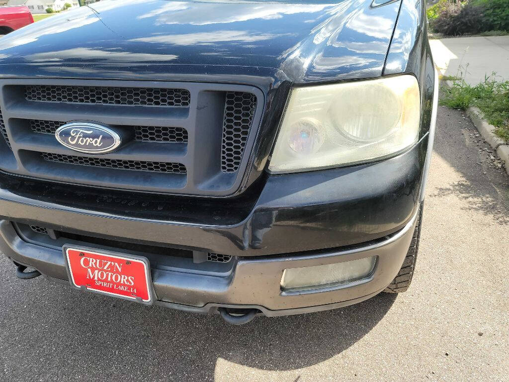 2004 Ford F-150 4