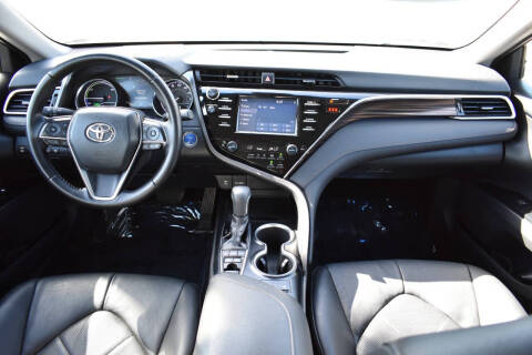 2018 Toyota Camry Hybrid XLE