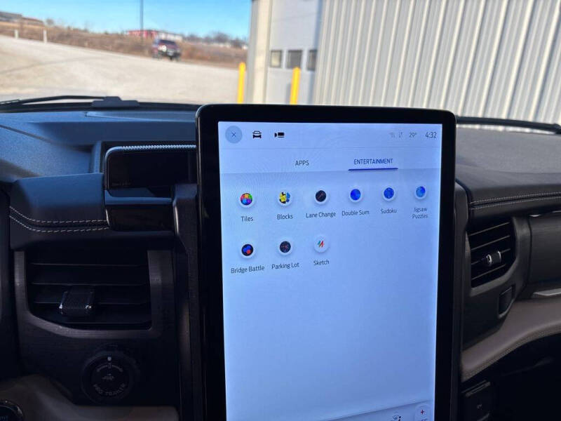 2024 Ford Expedition MAX Platinum