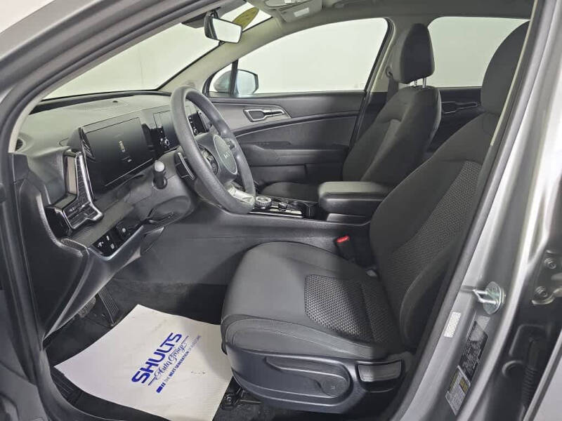 2023 Kia Sportage Hybrid LX