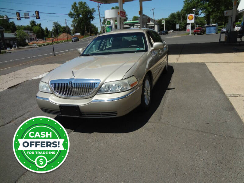 2004 Lincoln Town Car for sale at FERINO BROS AUTO SALES in Wrightstown PA