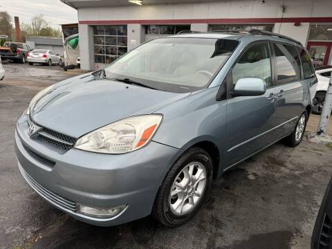 2005 Toyota Sienna for sale at All American Autos in Kingsport TN
