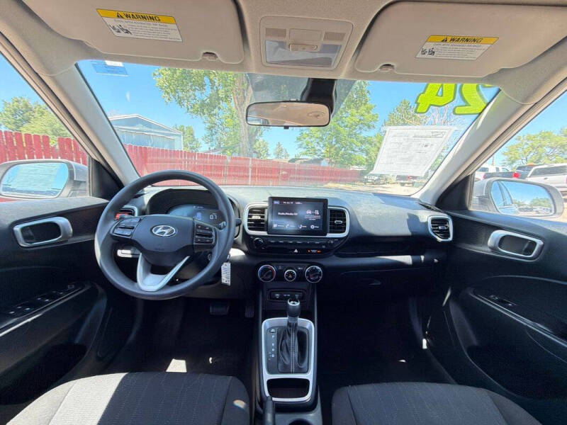 2024 Hyundai Venue SE