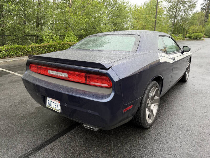 2013 Dodge Challenger R/T Plus