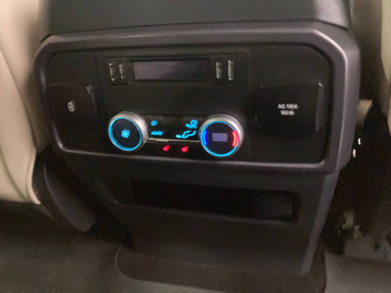 2023 Ford Expedition MAX Platinum