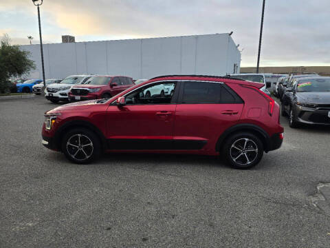 2023 Kia Niro EX