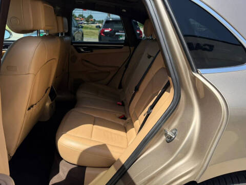 2018 Porsche Macan S