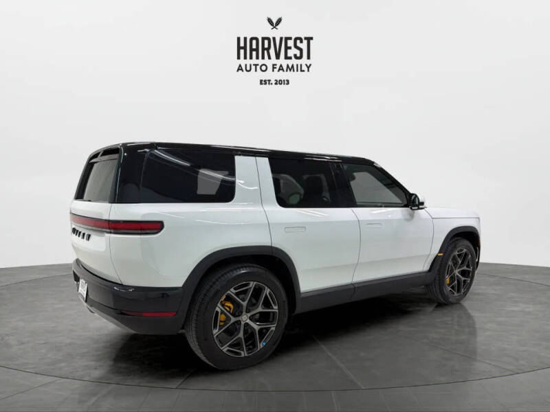 2027 Rivian R2 Performance