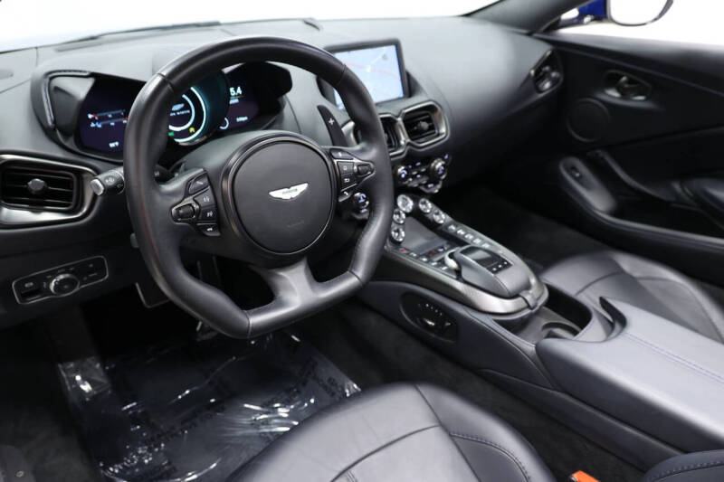 2023 Aston Martin Vantage