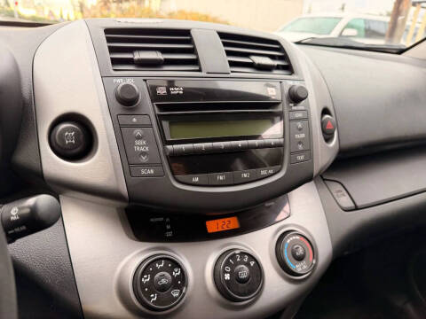 2007 Toyota RAV4 Sport