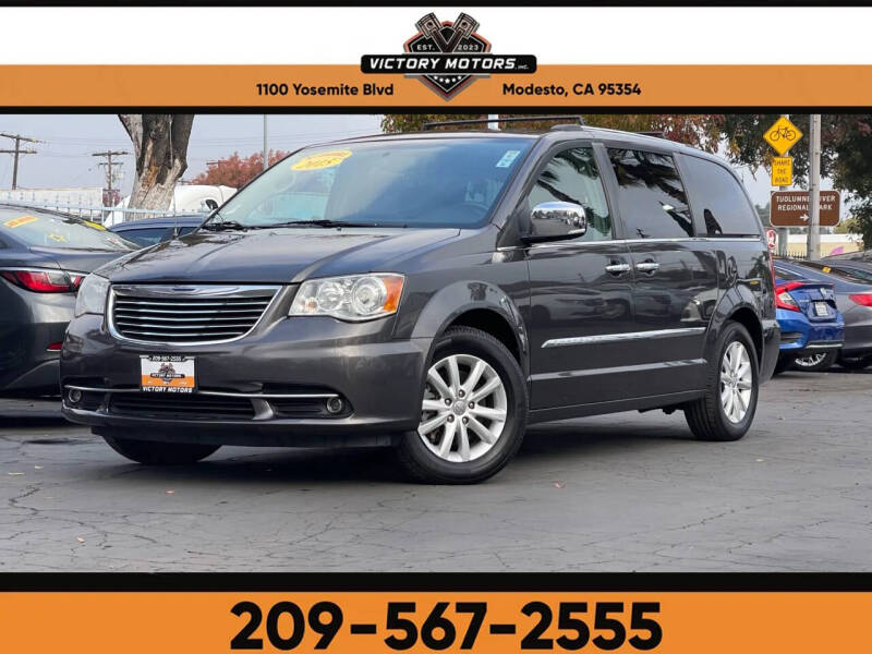 2015 Chrysler Town and Country Limited Platinum