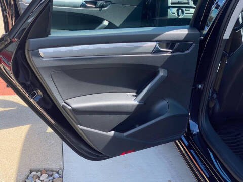 2019 Volkswagen Passat Wolfsburg