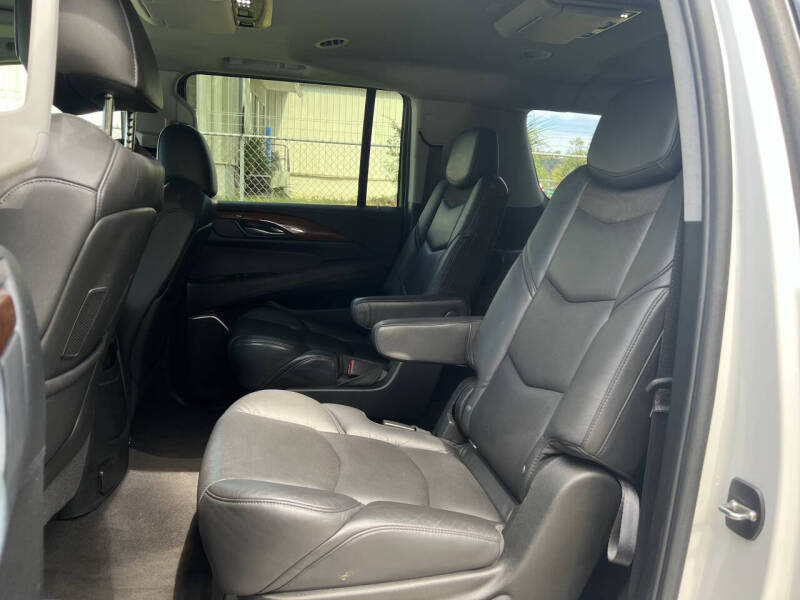 2020 Cadillac Escalade ESV Premium Luxury