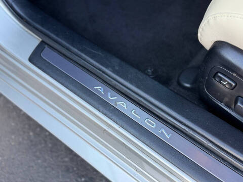 2014 Toyota Avalon Limited