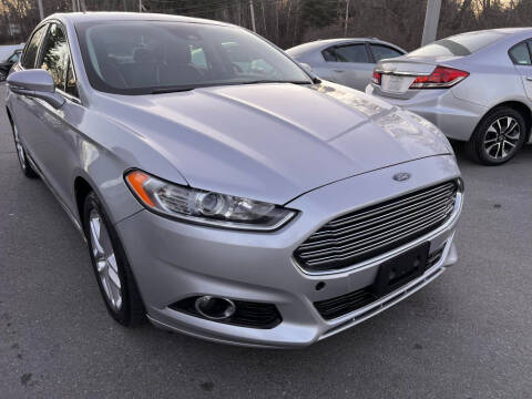 2016 Ford Fusion for sale at Dracut's Car Connection in Methuen MA