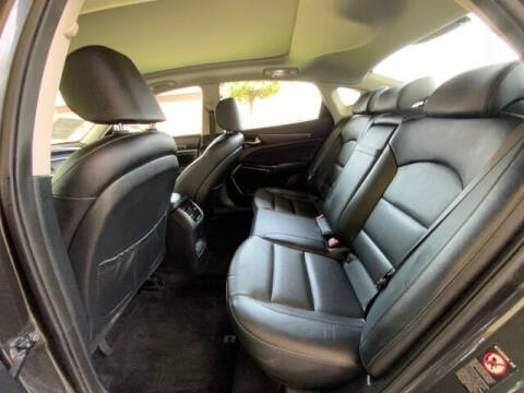 2020 Kia Cadenza Technology