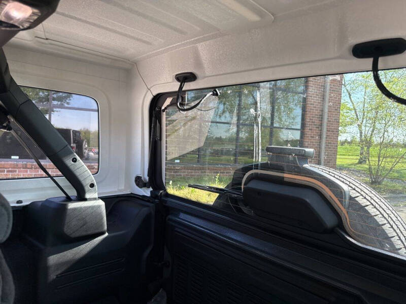 2025 Jeep Wrangler Sport S 4xe