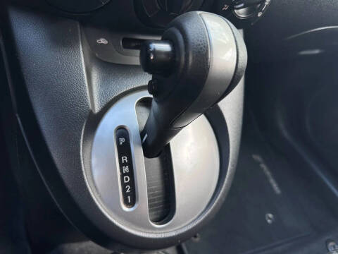 2013 Mazda MAZDA2 Touring