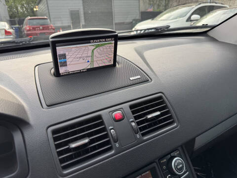 2013 Volvo XC90 3.2 R-Design Platinum