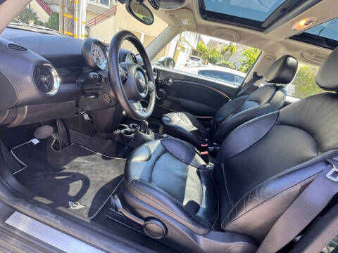 2012 MINI Cooper Hardtop