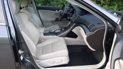 2011 Acura TSX V-6 w/Tech