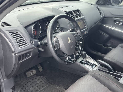 2019 Mitsubishi Outlander Sport SE